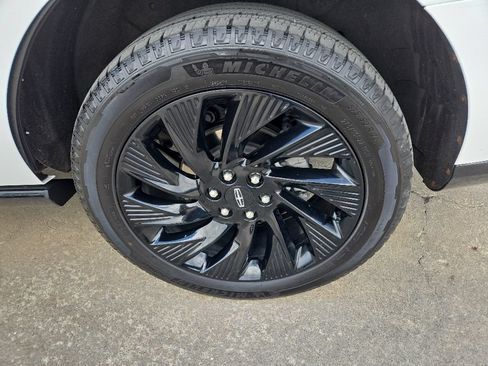 Used 2025 Lincoln Navigator Reserve w/ Jet Appearance Package AWD/4WD image 24