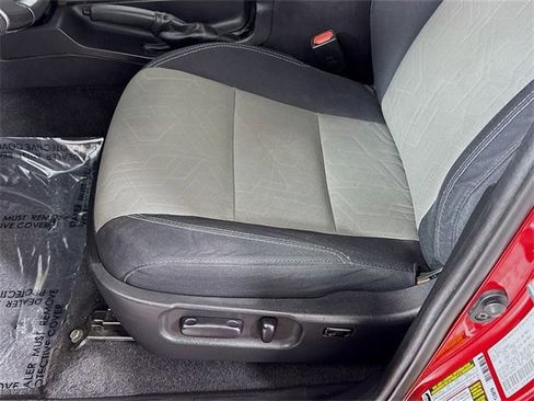 Certified 2022 Toyota Tacoma TRD Off-Road image 18