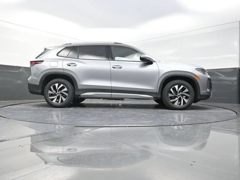 New 2026 Volkswagen Tiguan S FWD image 28