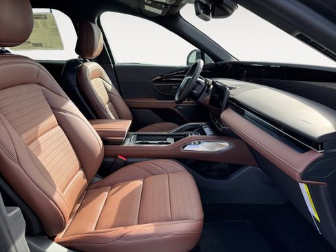 New 2026 Lincoln Nautilus Reserve w/ Jet Appearance Package image 17