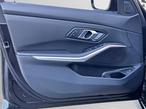 Used 2026 BMW 330i Sedan w/ M Sport Package image 25