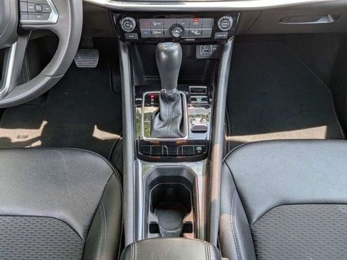 Used 2024 Jeep Compass Latitude AWD/4WD image 20