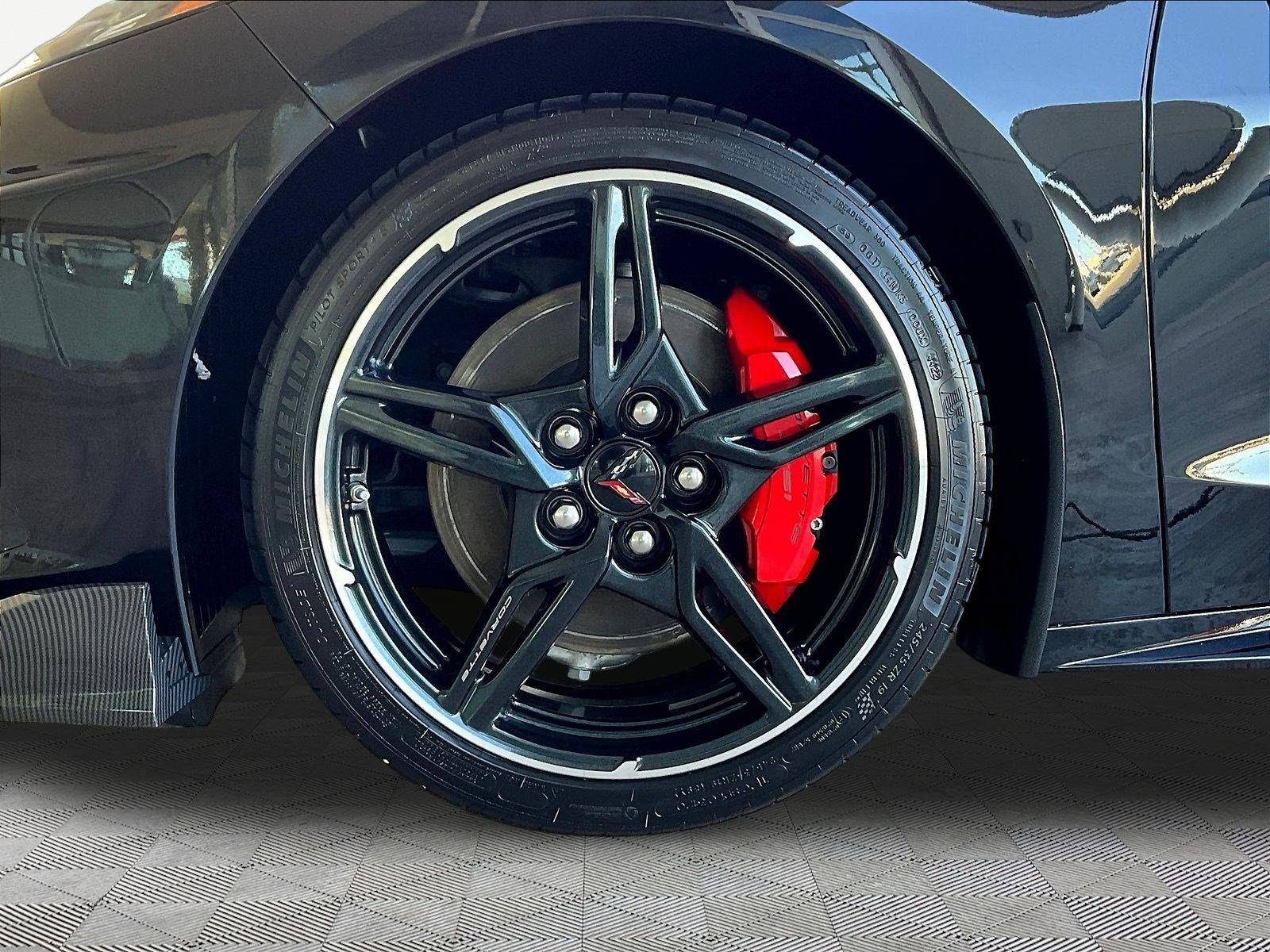 Used 2023 Chevrolet Corvette Stingray Coupe w/ Z51 Performance Package RWD image 31