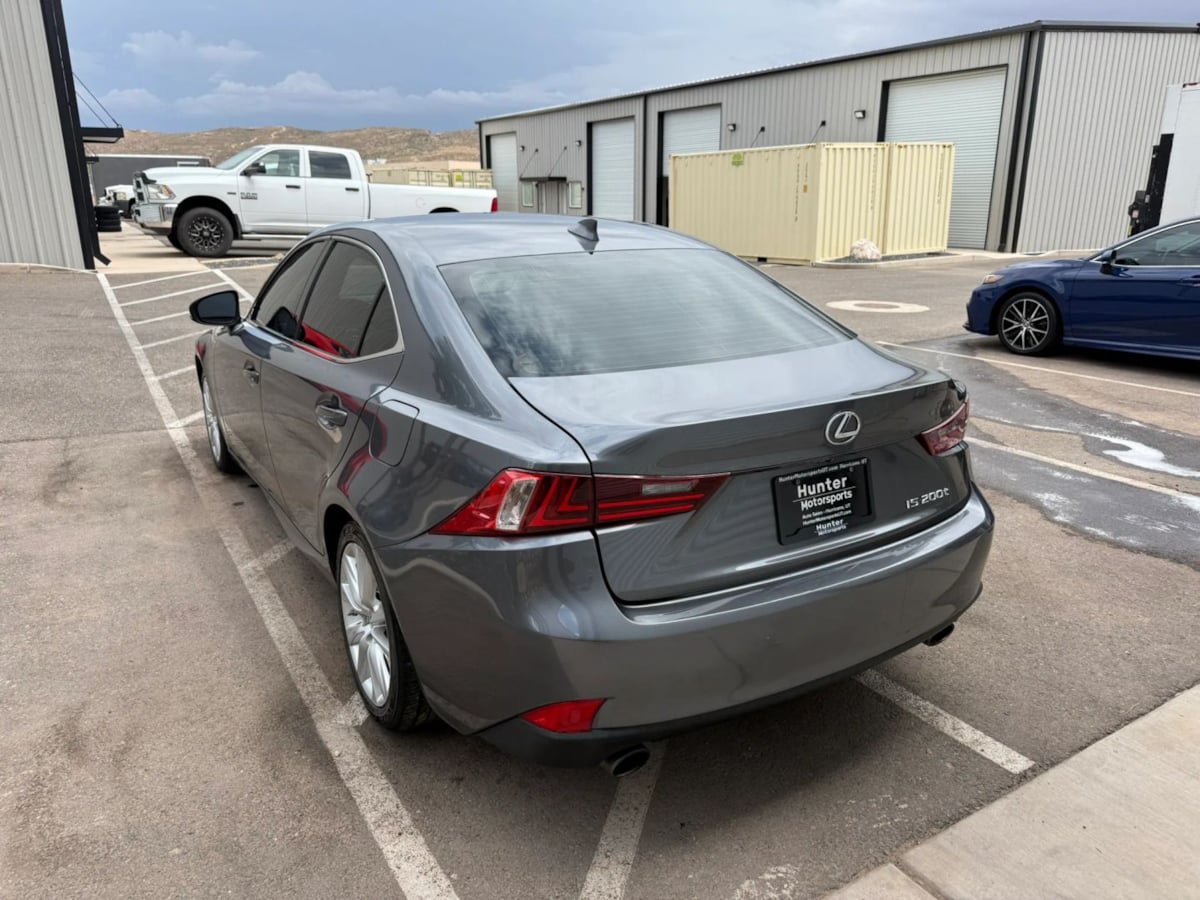 Used 2016 Lexus IS 200t RWD image 6