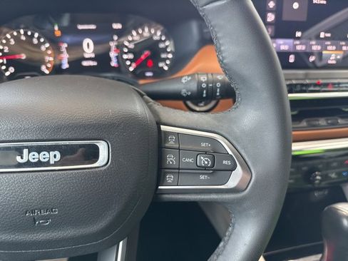 Used 2024 Jeep Compass Limited image 24