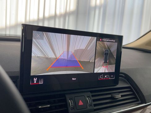 Used 2024 Audi Q5 e Premium Plus image 25