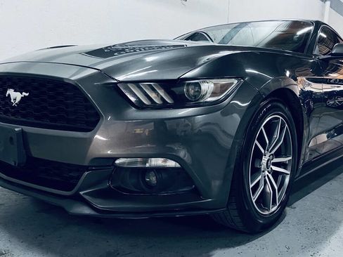 Used 2015 Ford Mustang Premium image 2