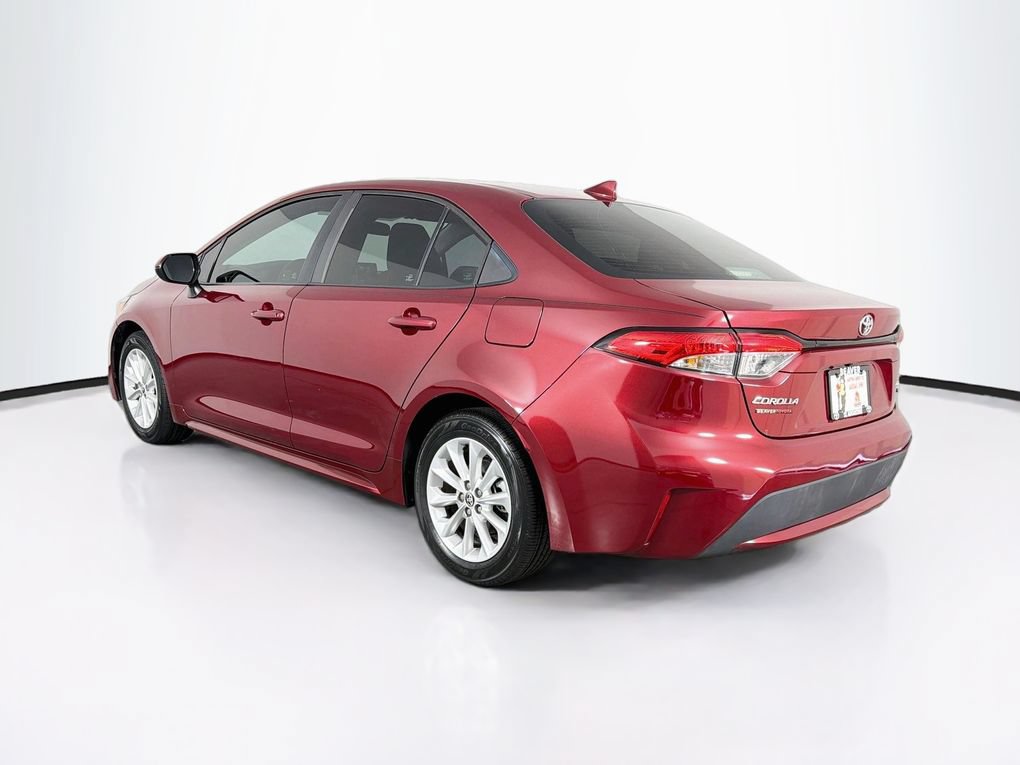 Used 2022 Toyota Corolla LE w/ LE Convenience Package FWD image 7