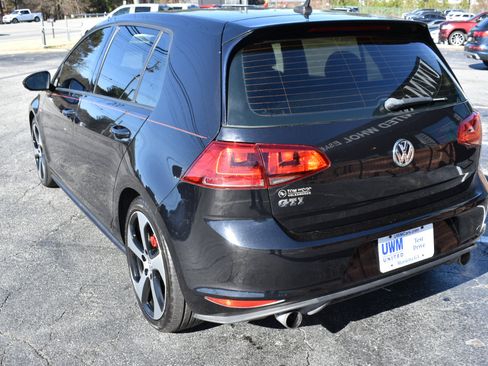 Used 2017 Volkswagen GTI S image 8