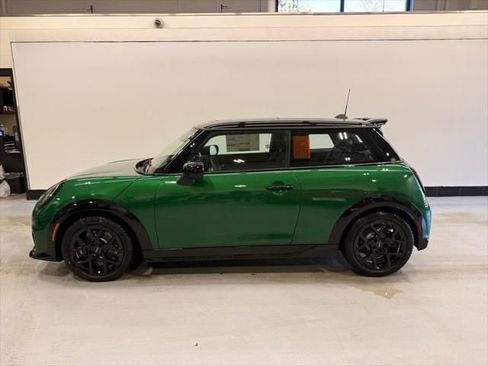New 2026 MINI Cooper S image 2