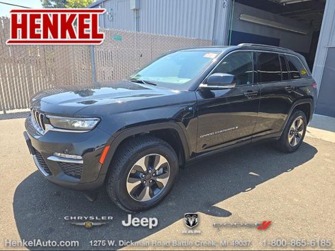 Used 2024 Jeep Grand Cherokee Limited 4xe w/ Luxury Tech Group II AWD/4WD image 1