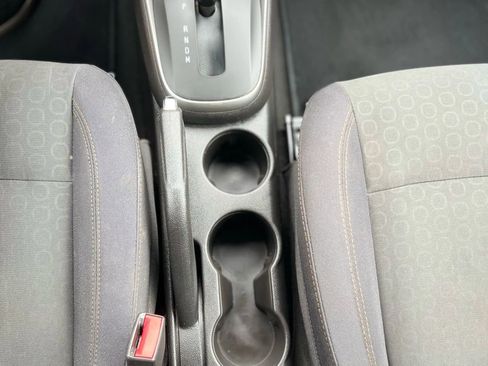 Used 2018 Chevrolet Trax LS image 27