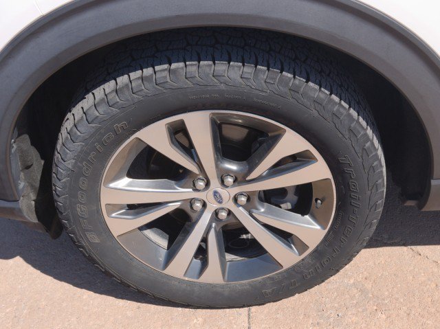 Used 2020 Ford Explorer Platinum AWD/4WD image 11