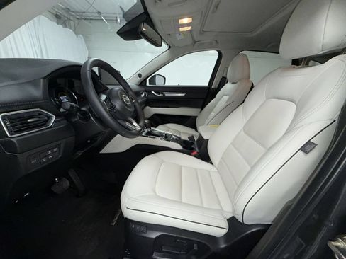 Used 2025 MAZDA CX-5 AWD 2.5 S w/ Premium Plus Pkg image 4