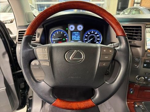 Used 2010 Lexus LX 570 4WD image 16