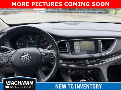 Used 2019 Buick Enclave Essence FWD image 6