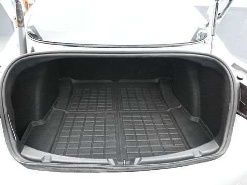 Used 2023 Tesla Model 3 Standard Range RWD image 28