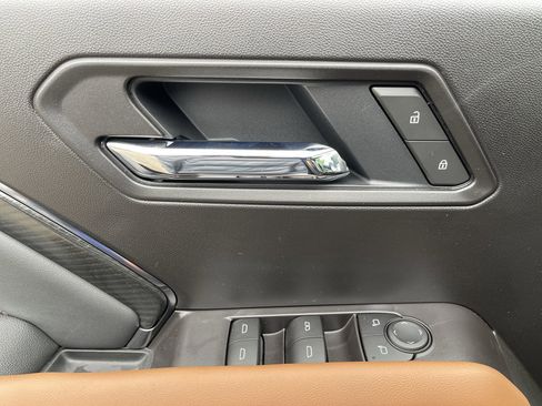 New 2025 GMC Canyon AT4 w/ Nightfall Edition image 56