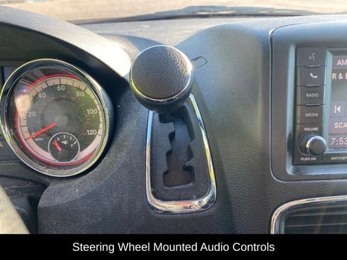 Used 2019 Dodge Grand Caravan SE w/ UConnect Hands-Free Group FWD image 20