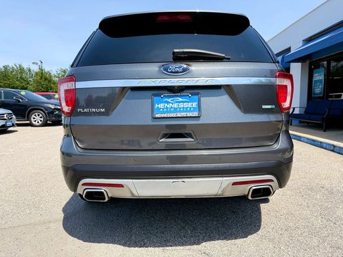 Used 2016 Ford Explorer Platinum AWD/4WD image 24