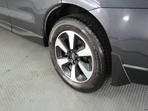 Used 2018 Subaru Forester 2.5i Premium AWD/4WD image 60