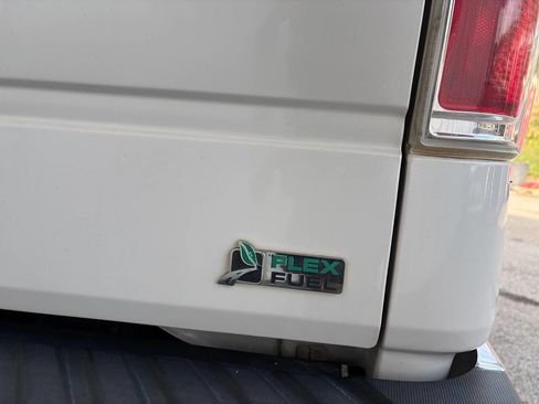 Used 2010 Ford F150 Lariat RWD image 4