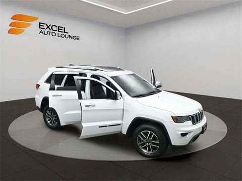 Used 2021 Jeep Grand Cherokee Limited w/ Premium Lighting Group image 56