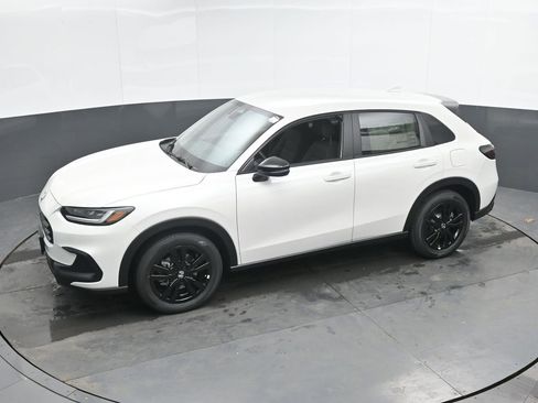 New 2026 Honda HR-V Sport image 30