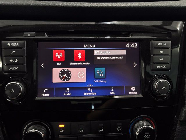 Used 2020 Nissan Rogue S FWD image 22