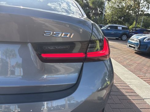 Certified 2025 BMW 330i Sedan RWD image 42