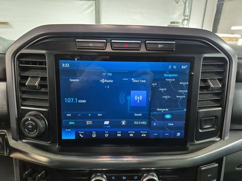 Used 2023 Ford F150 Lariat w/ Max Trailer Tow Package AWD/4WD image 14