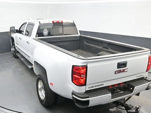 Used 2015 GMC Sierra 3500 Denali w/ Duramax Plus Package AWD/4WD image 23