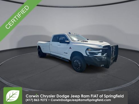 Used 2025 RAM 3500 Laramie w/ Night Edition AWD/4WD image 2