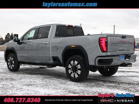 Used 2025 GMC Sierra 3500 Denali w/ Denali Reserve Package image 61