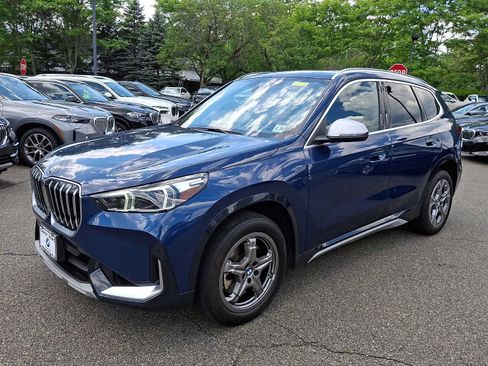 Used 2024 BMW X1 xDrive28i w/ Convenience Package AWD/4WD image 3