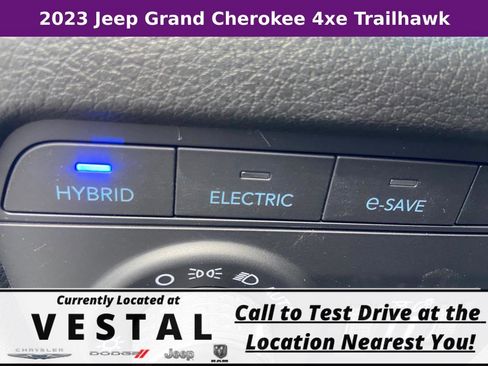 New 2023 Jeep Grand Cherokee Trailhawk w/ Advanced Protech Group II image 24