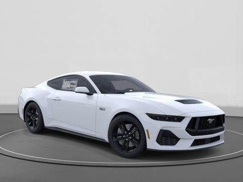 New 2026 Ford Mustang GT RWD image 7