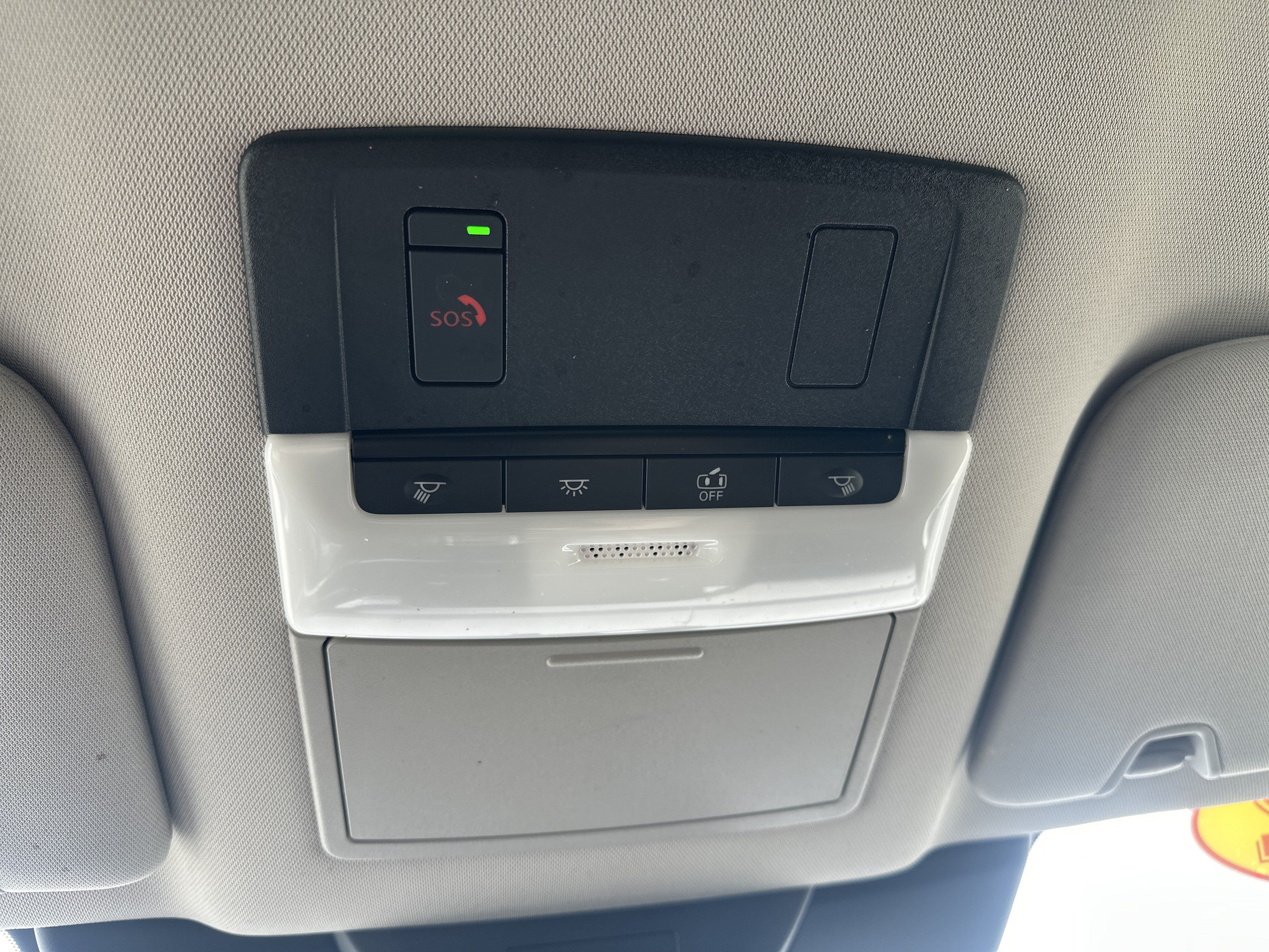 Used 2022 Nissan Pathfinder SV AWD/4WD image 26