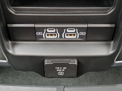 Used 2021 RAM 1500 Laramie w/ Sport Appearance Package AWD/4WD image 15