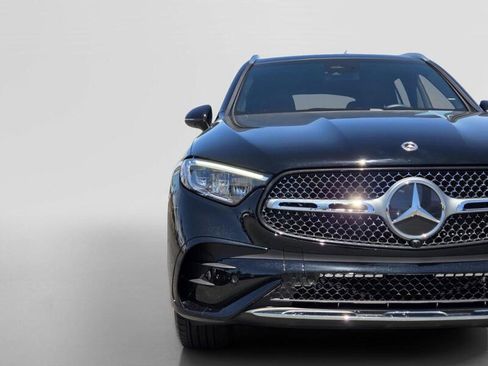 Certified 2026 Mercedes-Benz GLC 300 image 10