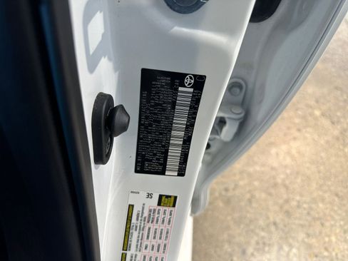 Used 2025 Toyota Corolla LE image 28