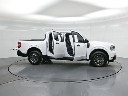 Used 2024 Ford Maverick XLT image 5