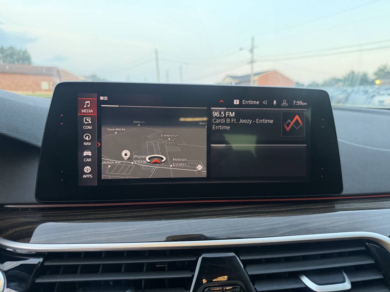 Used 2020 BMW 530i w/ Convenience Package RWD image 54