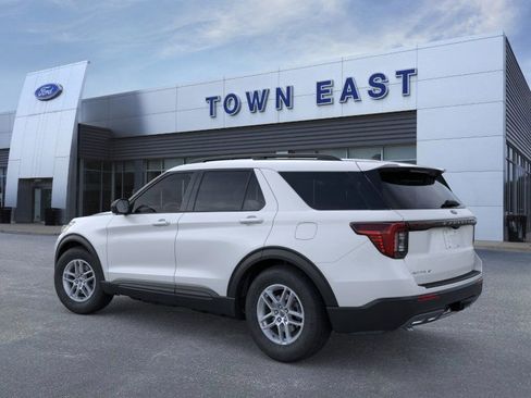 New 2026 Ford Explorer Active image 4