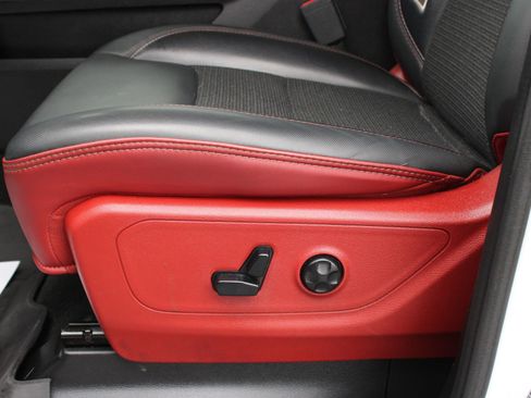Used 2019 RAM 1500 Rebel w/ Rebel Level 2 Equipment Group AWD/4WD image 13