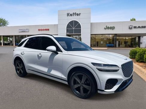Used 2025 Genesis GV70 3.5T Sport w/ Sport Prestige Package AWD/4WD image 2