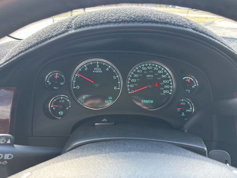 Used 2012 Chevrolet Tahoe LS image 16