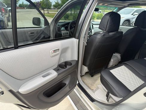 Used 2007 Toyota Highlander Limited AWD/4WD image 12