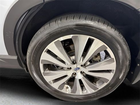 Certified 2021 Subaru Ascent Limited w/ Technology Package image 38