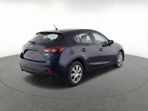 Used 2015 MAZDA MAZDA3 i Sport image 4